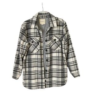 Thread & Supply Women Grey Plaid Flannel Shacket Size Small, Button Down